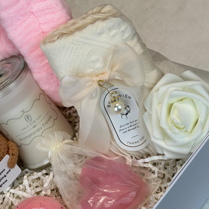 Soft Bloom Box