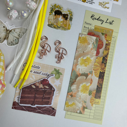 🌼 Golden Daisy Box