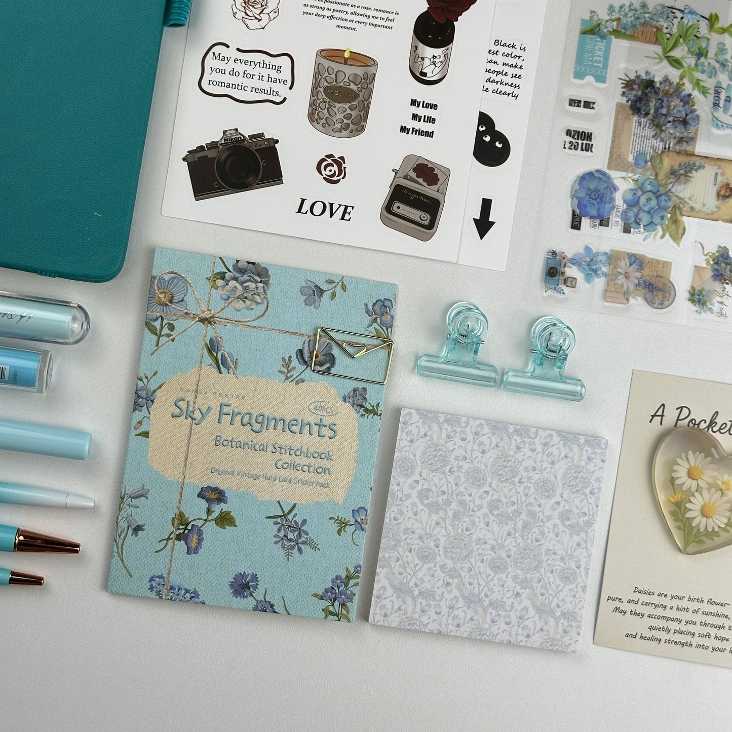 Lagoon Bloom Box