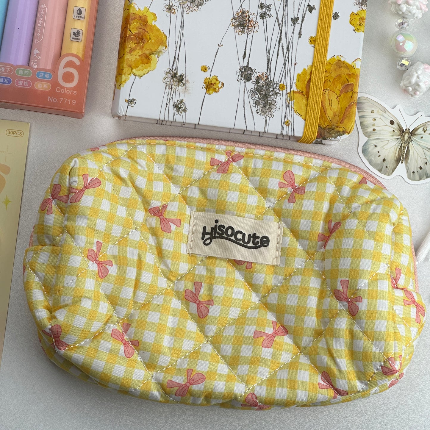 🌼 Golden Daisy Box