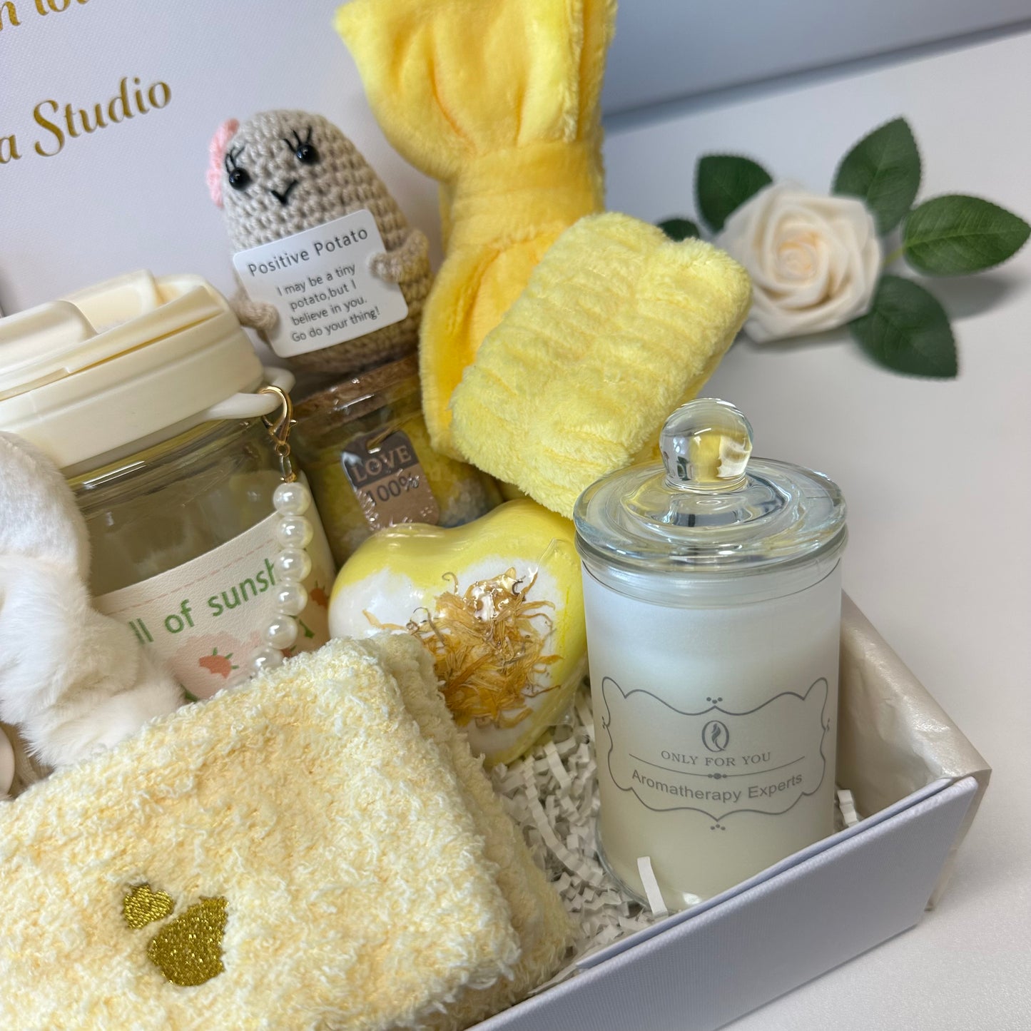 Velura Golden Morning Box