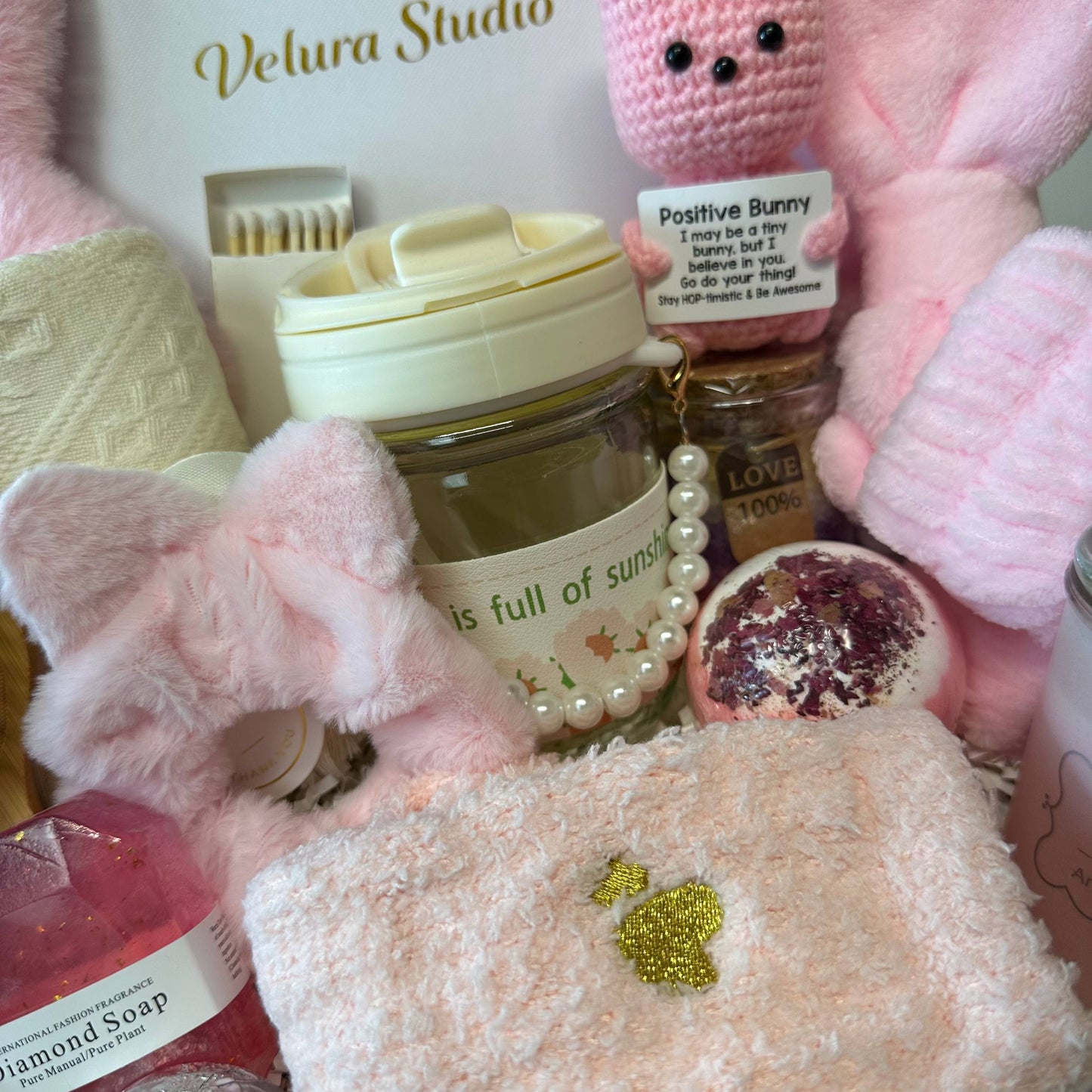 Velura Soft Blush Box