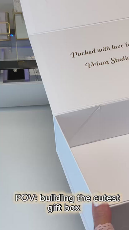 Velura Pearl Grace Box